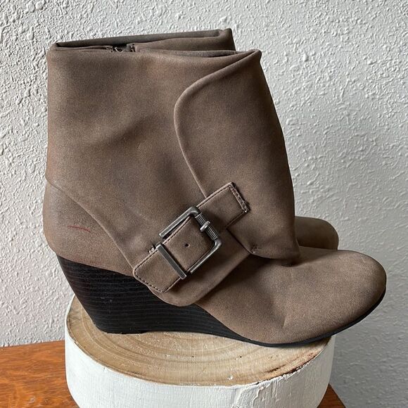 American Rag Cie Wedge Boots Size 9M - Picture 3 of 7
